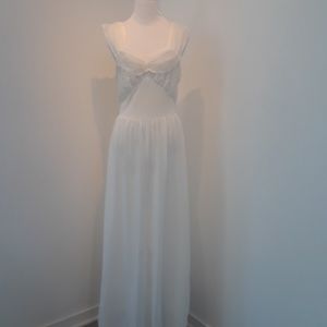 Luxurious night gown